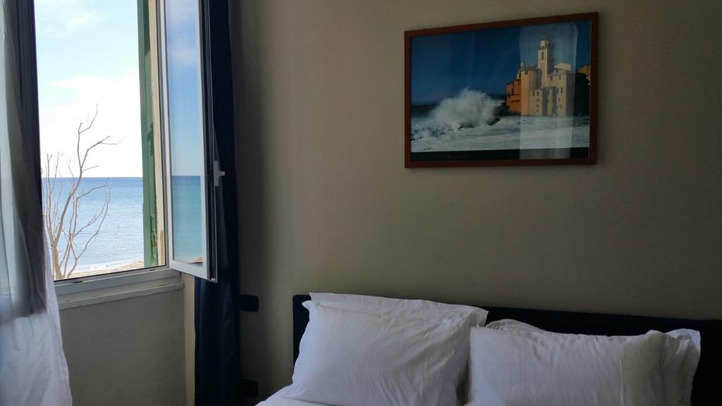 Luna Rooms سافونا المظهر الخارجي الصورة